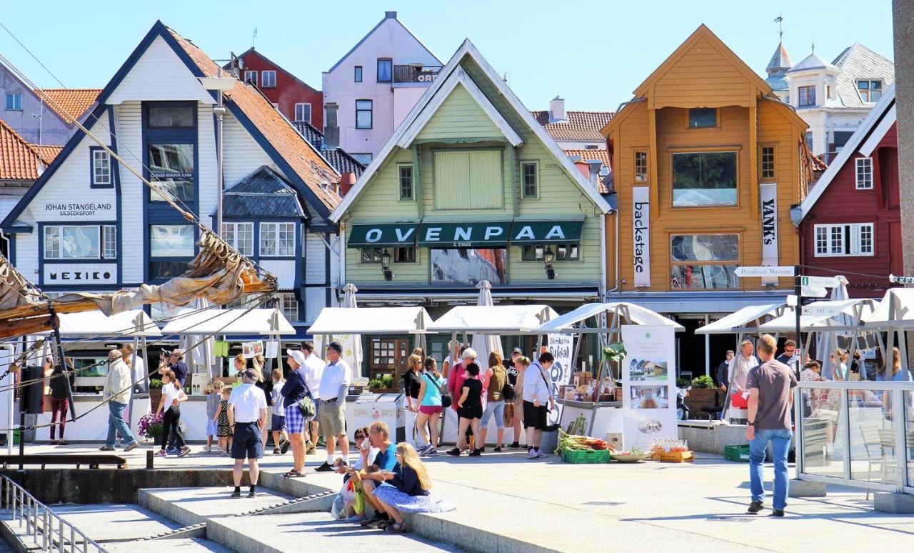 Practical Basement Apt With All Home Comforts Close To City Centre Stavanger Exterior foto